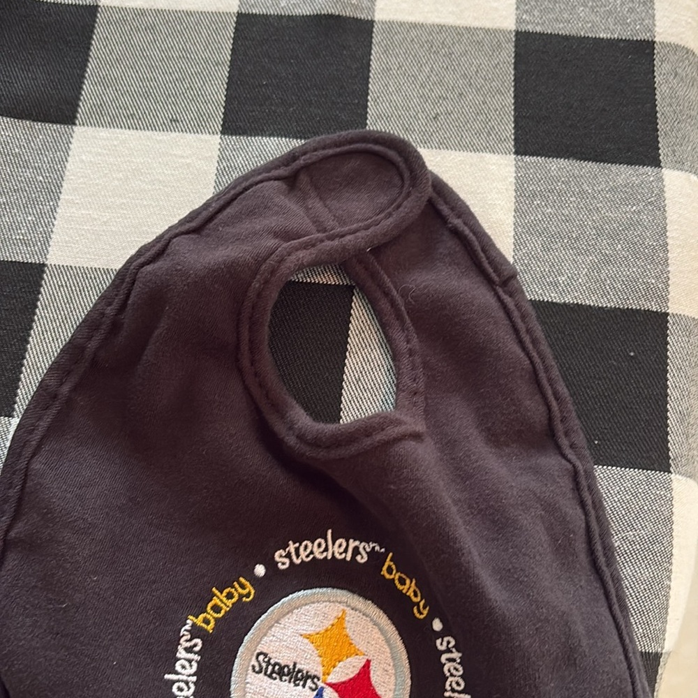 ^Fanatics Pittsburgh Steelers Black Cotton &  Embroidered Logo Baby Bib - Picture 4 of 10